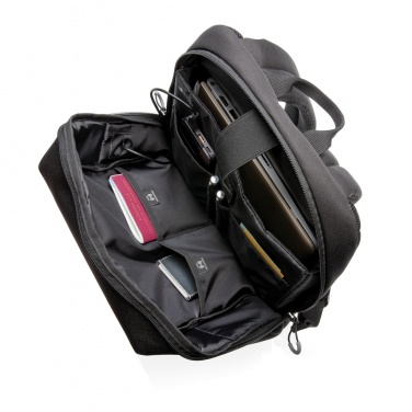 Logotrade Werbegeschenke das Foto: Swiss Peak AWARE™ RFID und USB A-Laptop-Rucksack