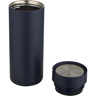 Logotrade Werbegeschenke das Foto: Illuminate 650 ml RCS-zertifizierte doppelwandige Trinkflasche aus recyceltem Edelstahl mit 3-teiligem Deckelset