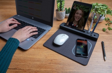 Logo trade corporate gifts picture of: Air mousepad with 5W wireless charging and USB