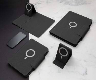 Logotrade promotional merchandise picture of: Artic Magnetic 10W wireless charging phonestand