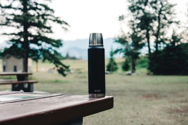 Logotrade promotional giveaway image of: Swiss Peak Elite 1L copper vacuum flask