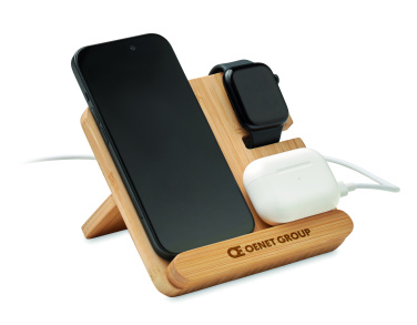 Logo trade promotional giveaway photo of: 3 in 1 15W wireless charger