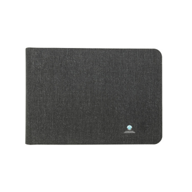 Logotrade promotional gift image of: Swiss Peak 15W magnetic charging laptop sleeve 14-15,6"