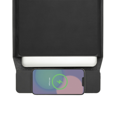 Logo trade promotional items picture of: Swiss Peak 15W magnetic charging laptop sleeve 14-15,6"