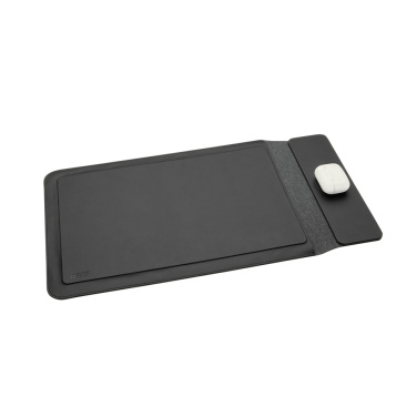 Logotrade promotional products photo of: Swiss Peak 15W magnetic charging laptop sleeve 14-15,6"