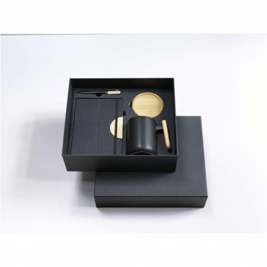 Logotrade meened pilt: Kinkekomplekt Laura A5 märkmiku, pastaka ja kruusiga