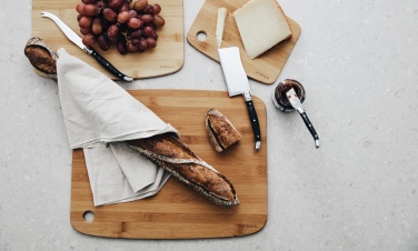 Logo trade firmakingituse pilt: VINGA Gigaro juustunoad