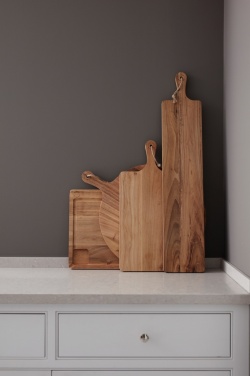 Logo trade firmakingituse pilt: VINGA Buscot Round Serving Board