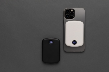 Logo trade reklaamkingitused foto: MagBoost RCS taaskasutatud plastist 5000 mah magnetjõupank