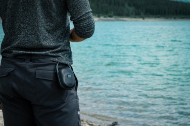 Logotrade meene foto: RCS taaskasutatud plastist Lightboomi 5W klambriga kõlar