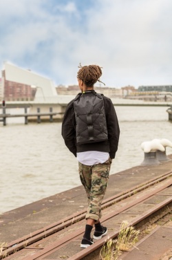 Logotrade firmakingitused pilt: Urban Lite vargusvastane seljakott