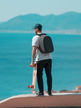 Logo trade reklaamkingitused foto: Bobby Hero Väike vargusevastane seljakott