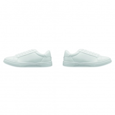 Logotrade firmakingitused pilt: PU suuruses 46 tossud