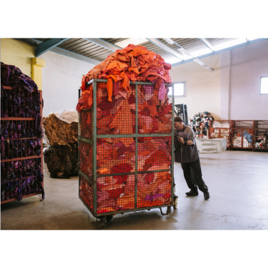 Logotrade ärikingid pilt: Wolkat Rabat taaskasutatud tekstiili ostja