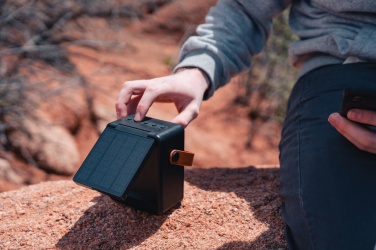 Logo trade mainoslahjat tuotekuva: Skywave aurinkovoimakaiutin 12W RCS kierrätetystä muovista