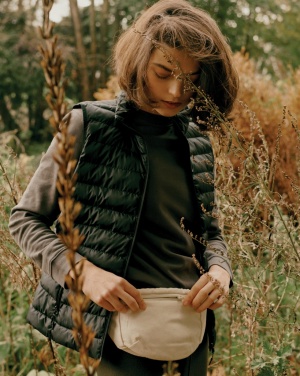 Logotrade liikelahjat kuva: Impact AWARE™ 285 gsm rcanvas värjäämätön vyölaukku