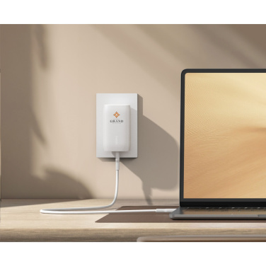 Logo trade mainoslahja ja liikelahja tuotekuva: Belkin BoostCharge 3-porttinen seinälaturi
