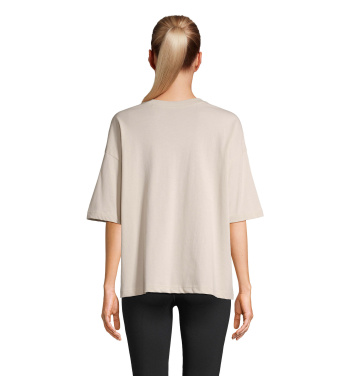 Logotrade biznesa dāvanas foto: BOXY WOMEN OVERSIZE T-KREKLS