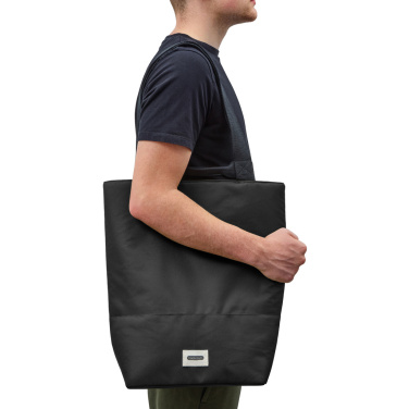 Logotrade ziemassvētku dāvanas foto: Black+Blum 16L izolēta iepirkumu soma/dzesētāja soma