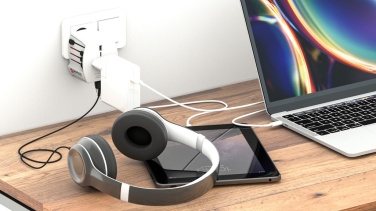 Лого трейд pекламные cувениры фото: Адаптер SKROSS World Travel MUV 2-полюсный с USB A и C