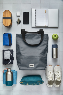 Логотрейд pекламные продукты картинка: Черная термосумка-тоут/холодильник Blum 16 л