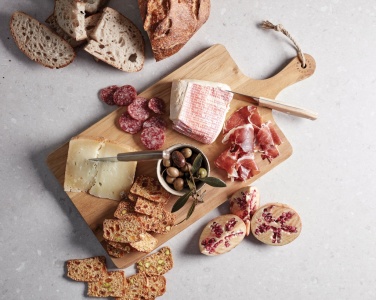 Logotrade reklamprodukter bild: VINGA Buscot rektangulär serveringsbräda