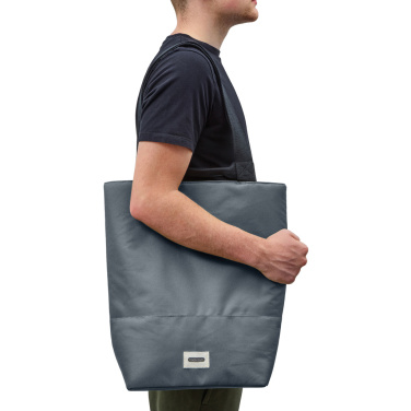 Logotrade kampanjprodukter bild: Black+Blum 16L Isolerad Tote-/Kylväska