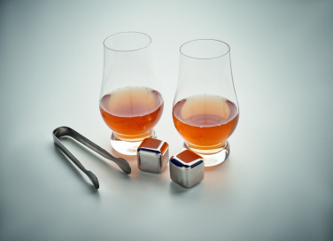 Logotrade presentreklam bild: Glasset för Whiskyprovning