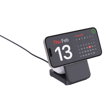 Logotrade profilprodukter bild: Urban Vitamin Arcadia RCS rplastic 15W 3i1 magnetisk laddare