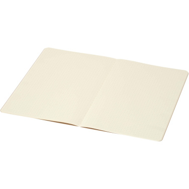 Logotrade profilprodukter bild: Slyk A5 anteckningsbok av kraftpapper med prickade sidor